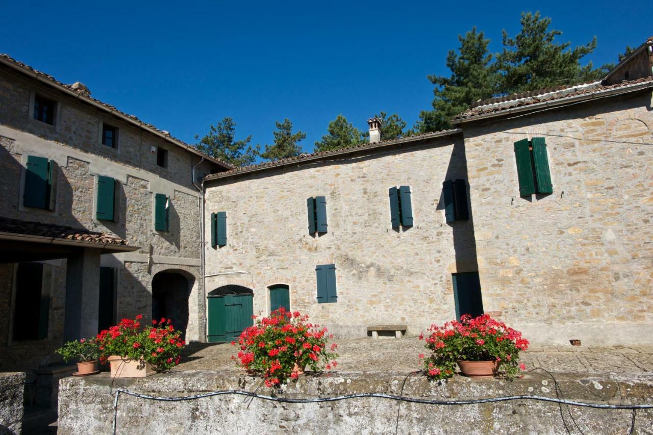 La Corte Bonomini Bed & Breakfast Neviano degli Arduini Eksteriør bilde